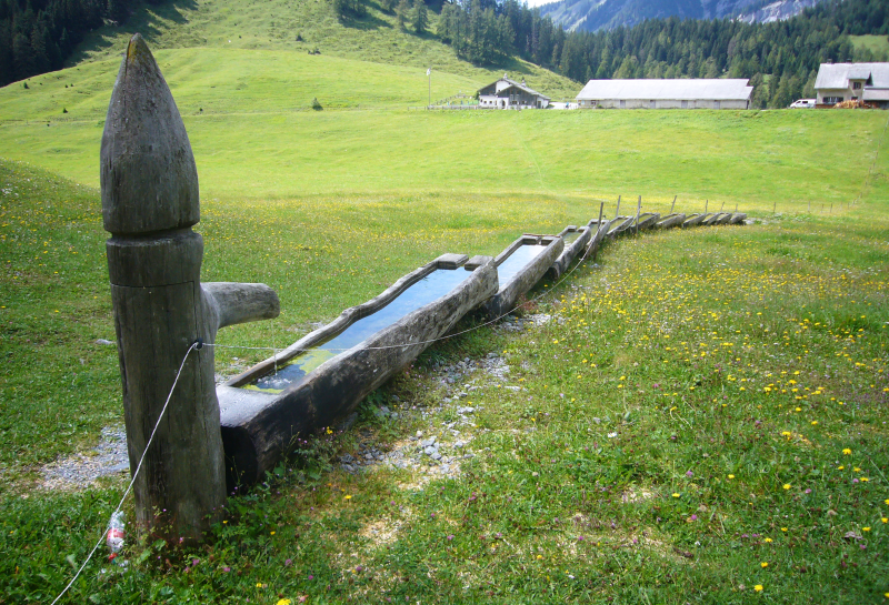Wanderreisen Brunnen